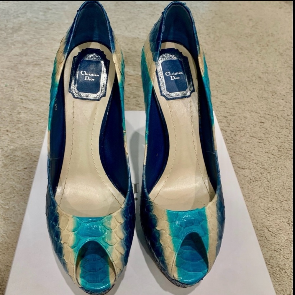 Dior Women's Blue Pumps. Miss Dior Peep toe. Size 39. Excellent condition